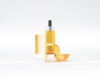 080F30251X_Life Style_Enlighten 15� Vitamin C+PHA Serum.jpg