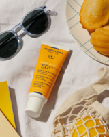 13-Dry-Touch-SPF50+-picnic