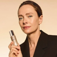 82-3_institut-esthederm-excellage---omlazujici-serum-pro-zlepseni-hustoty-pleti-30-ml