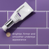080F30104XA_Life Style 2_Correct Comprehensive Retinol Eye Cream